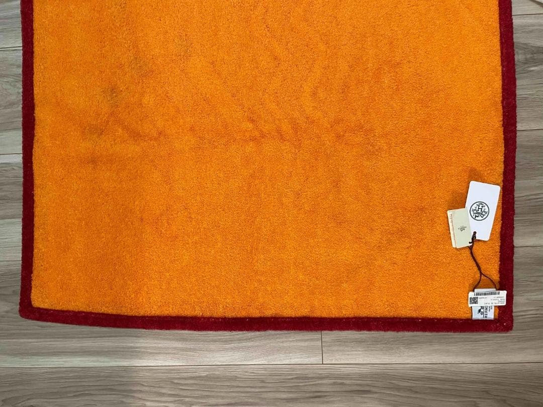 エルメス ビーチタオル バスタオル 64cm x 94cm 未使用品