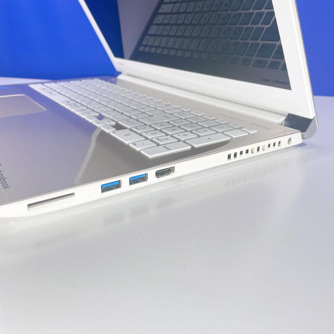 美品✨動作快適SSD✨Windows11✨ゴールド✨東芝ノートパソコン薄型カメラ