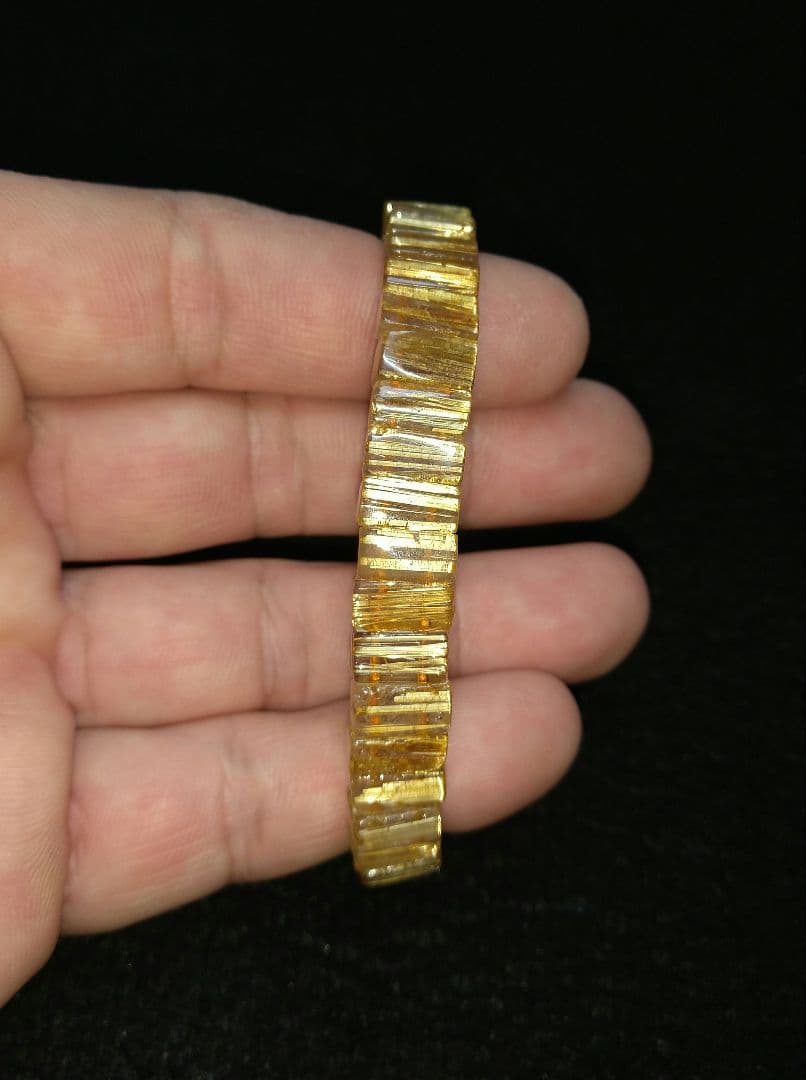 専用【極上,美品】ゴールドタイチンルチルクォーツ《バングル》ブレスレット　希少