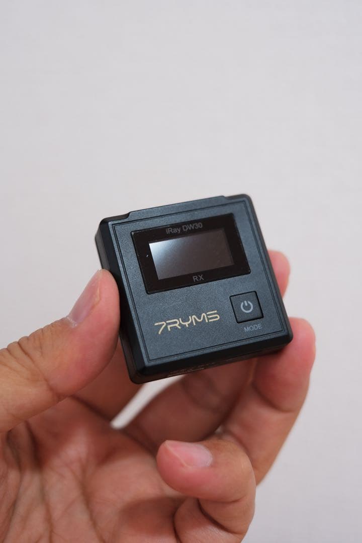 ワイヤレスマイク iRay DW30 8Gメモリー 48kHz録音 充電ケース