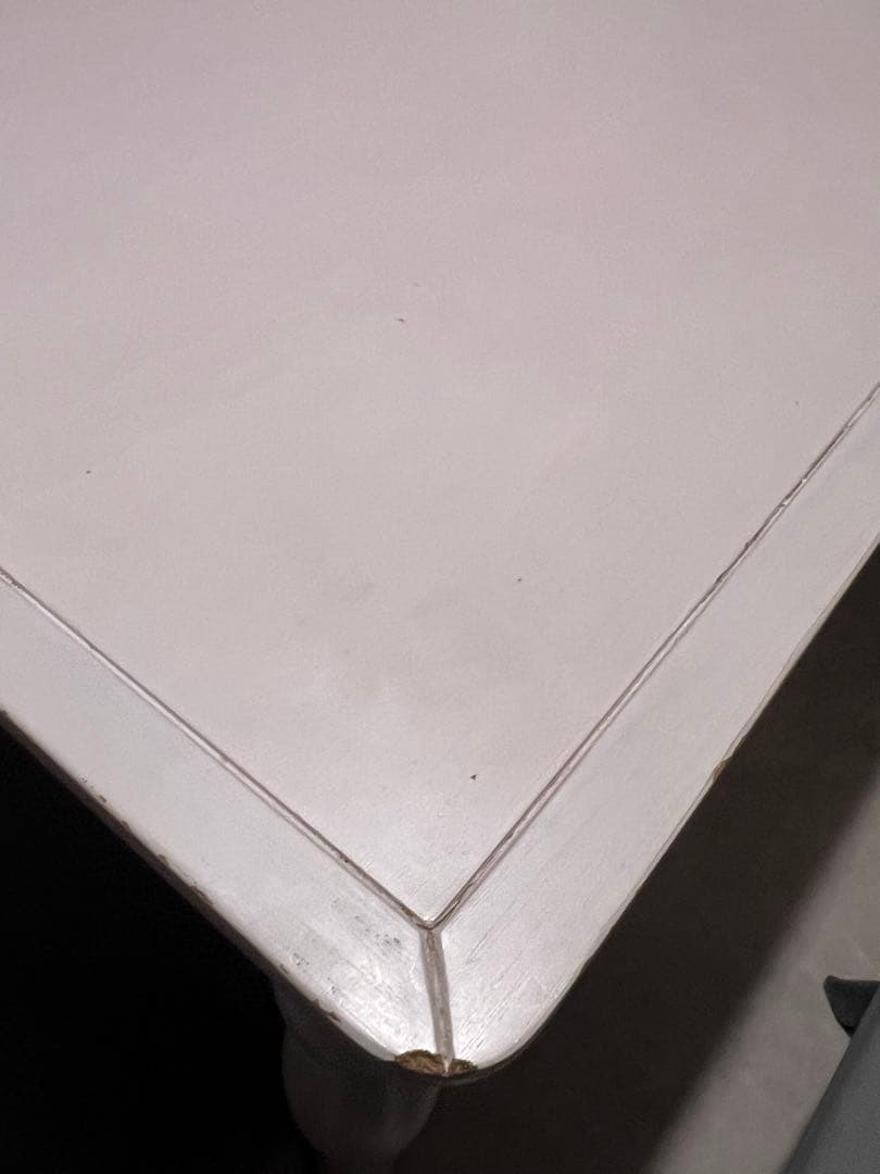 専用フランフラン　ホワイトダイニングテーブル シンプルデザイン１３０✖️80