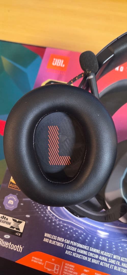 JBL Quantum 800 ゲーミングヘッドセット