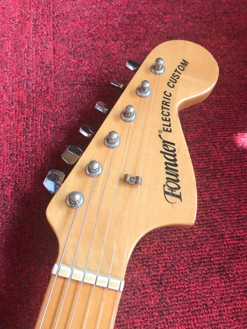 エレキギター  FOUNDER　ストラトタイプ