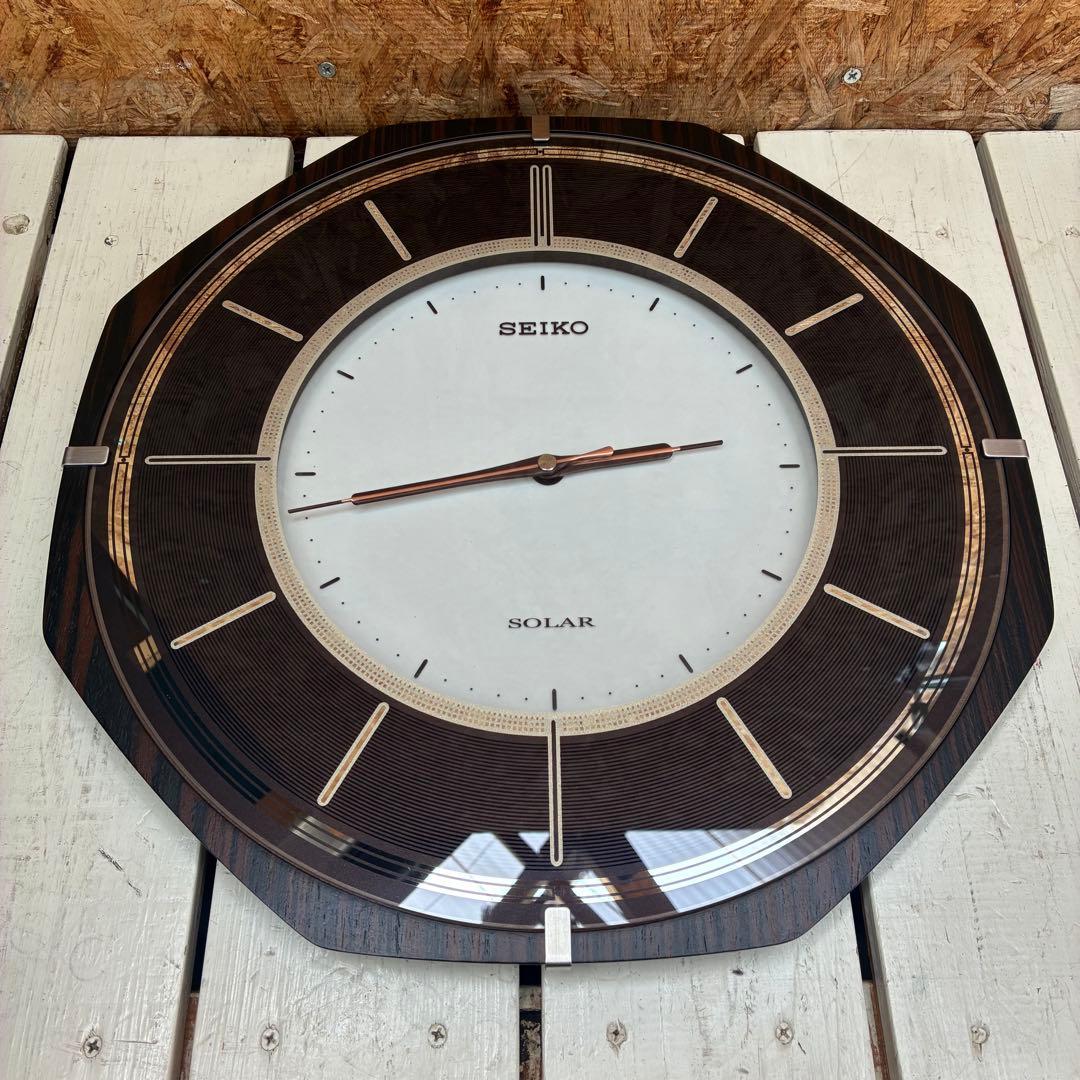 0650 SEIKO SF502B 電波ソーラークロック　掛時計　電波時計