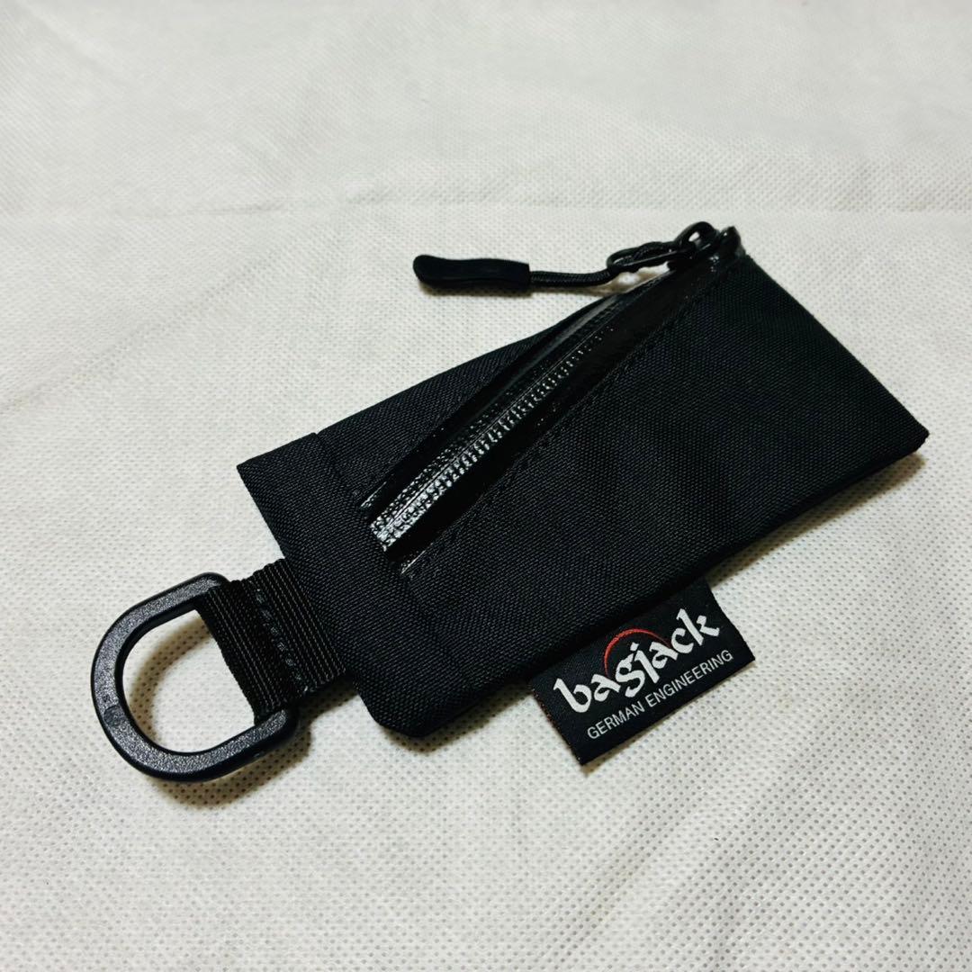 【未使用】バッグジャック　カードホルダーツイスト　モバイル　ブラック　ミニサイズ