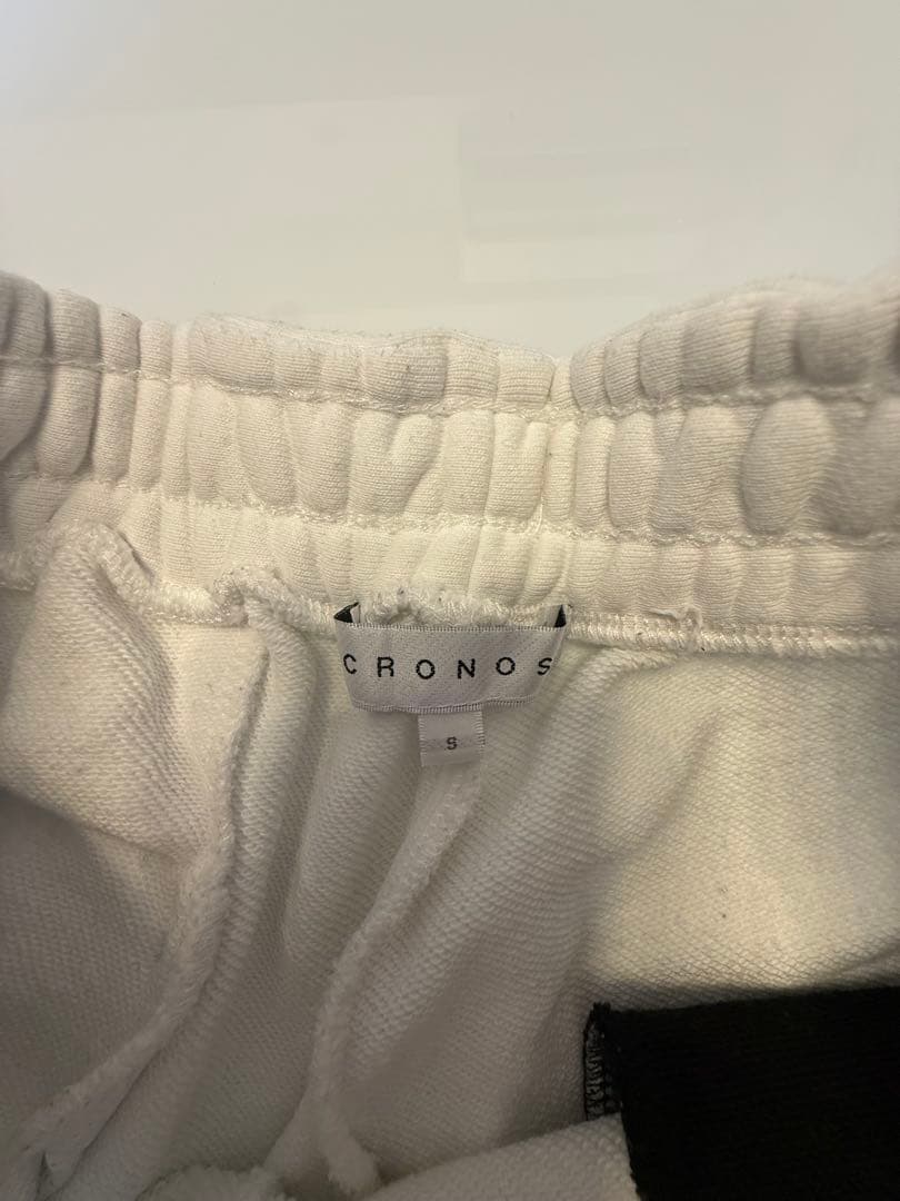 クロノス　セットアップ　白