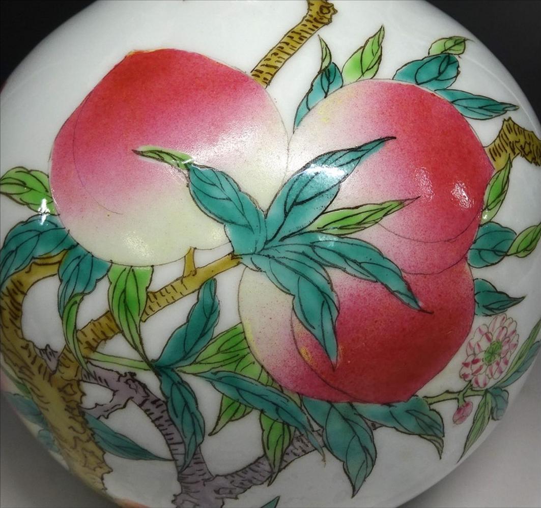 中国古玩 粉彩 桃漢詩文 景徳鎮製 花瓶 高約28.5cm f031107