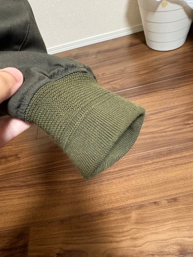 ホワイトマウンテニアリング　アウター　ジャケット　ダウン　カーキ　サイズ1