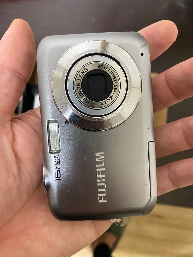 FUJIFILM FINEPIX JV 16MP コンパクトカメラ