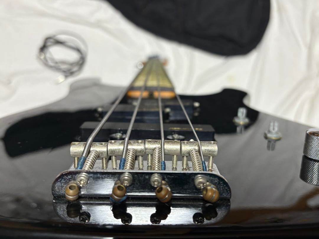 Fernandes エレキベース　ソフトケース付き　良品1905-02-1