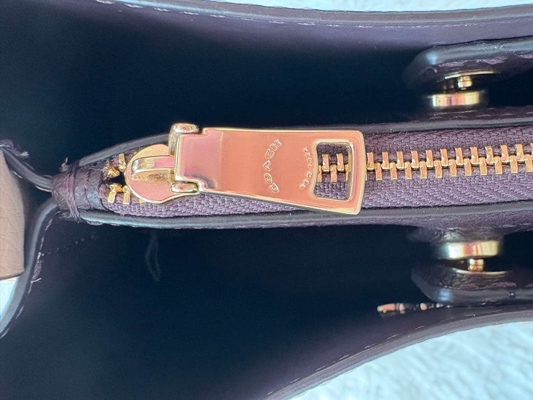 COACH モリーバケットバッグ　バケツ型　ベージュ