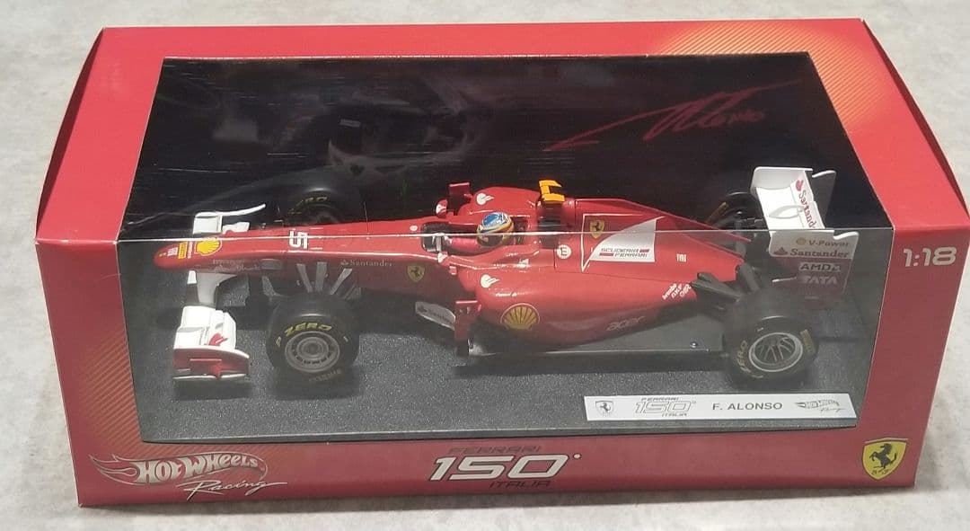 マテル　フェラーリ 150°ITALIA　F.アロンソ　1/18