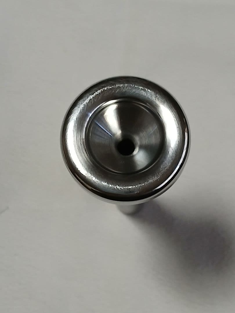 ギディングス&ウェブスター　トランペットマウスピース　M