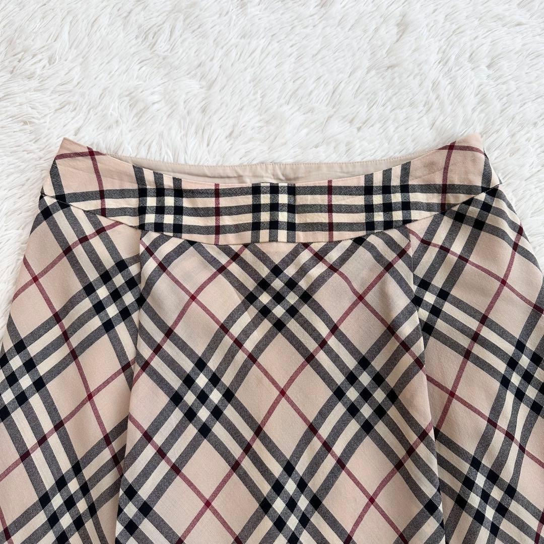 バーバリー 大きいサイズ ノバチェック タック フレアスカート ベージュ 15号