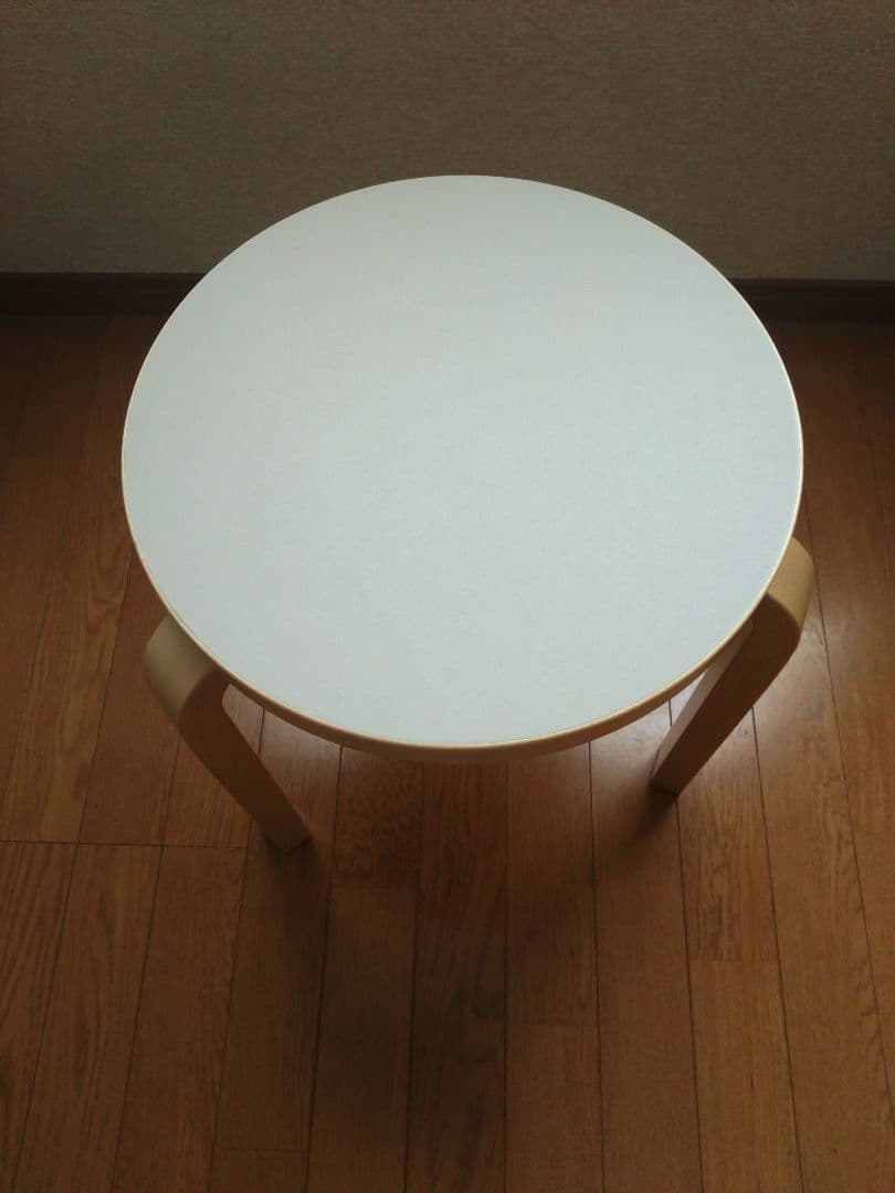 アルテック artek STOOL60 3本脚 リノリウム ペブル