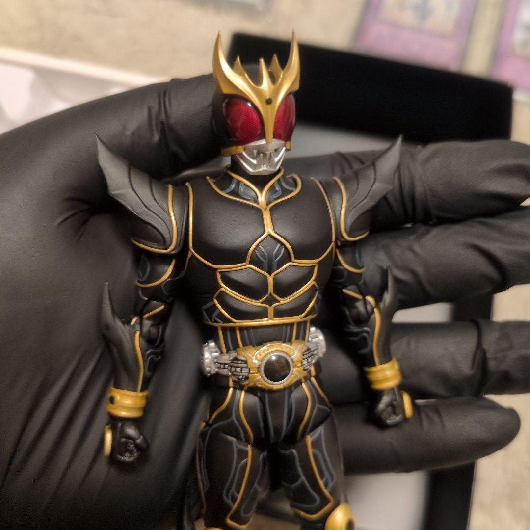 【美品】真骨彫　仮面ライダークウガ　アルティメットフォーム