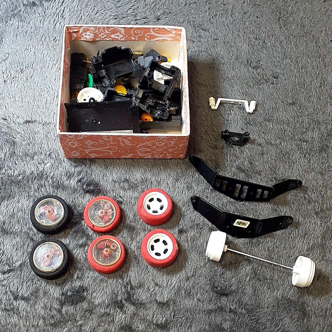 ミニ四駆セット　ボディ✕8 シャーシ✕6　その他パーツ　ジャンク　レトロ