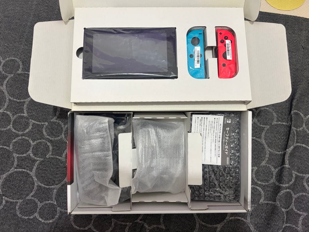 Nintendo Switch 本体 Joy-Conセット