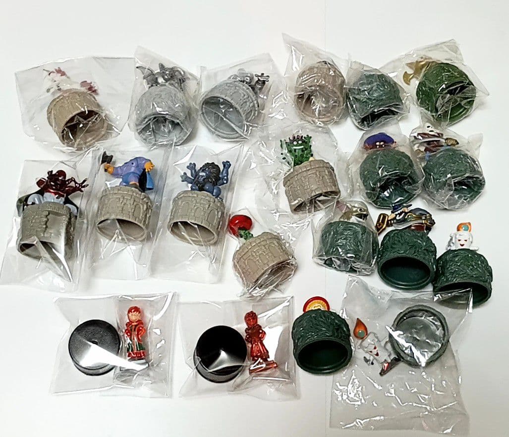 ドラクエ　フィギュアコレクション　ボトルキャップ　20体セット