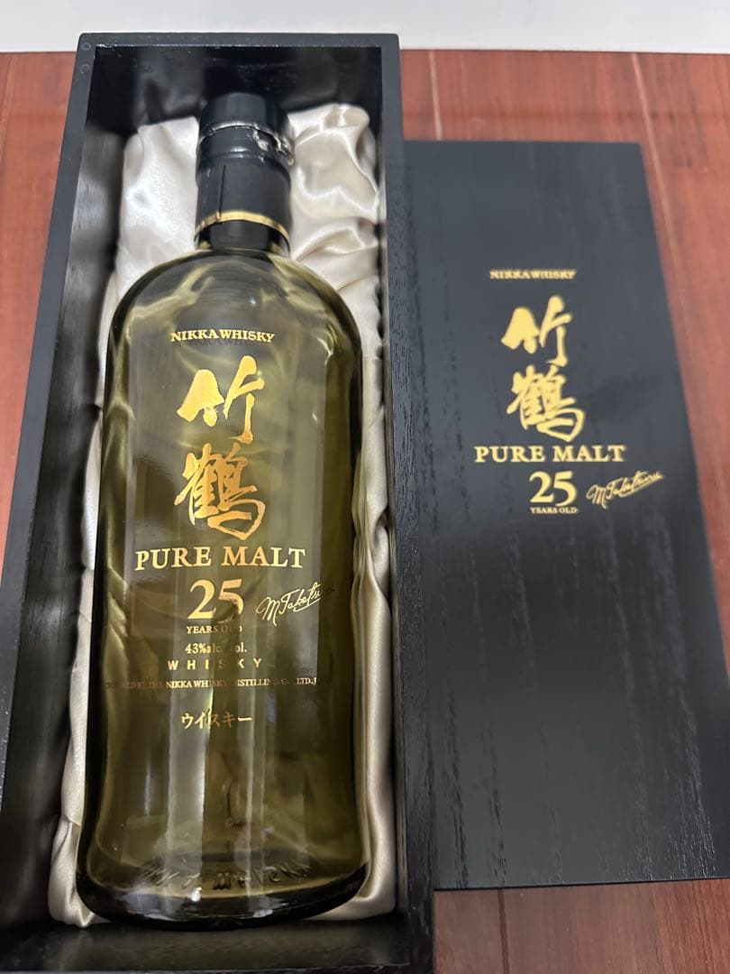 NIKKA 竹鶴 PURE MALT 25年 700ml 43%