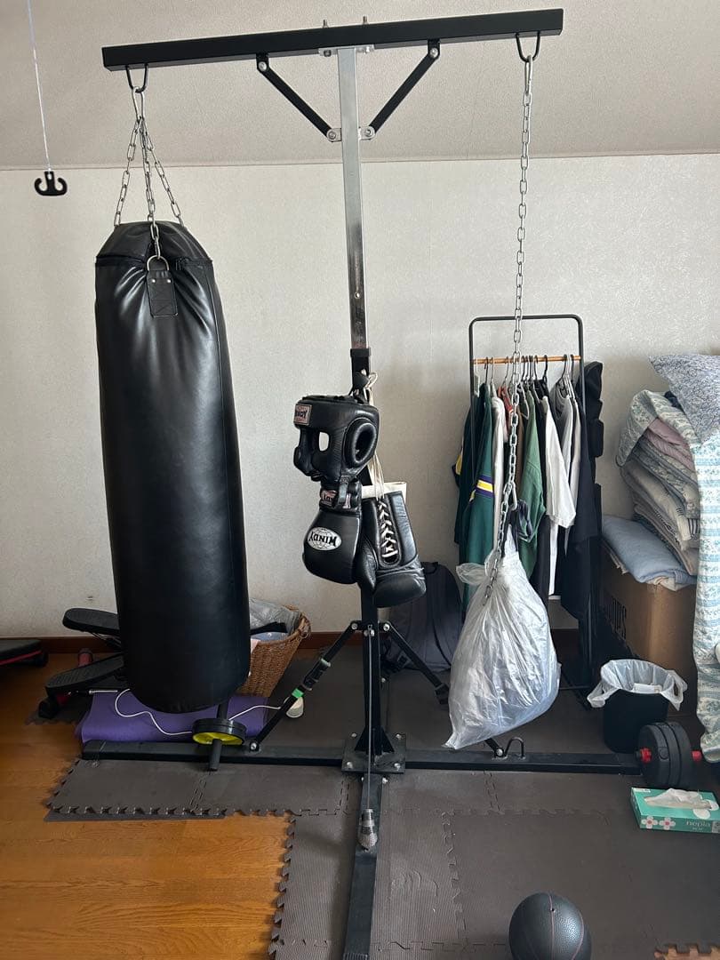 ファイティングロード　吊り下げスタンド付き　サンドバッグ　引き取り限定