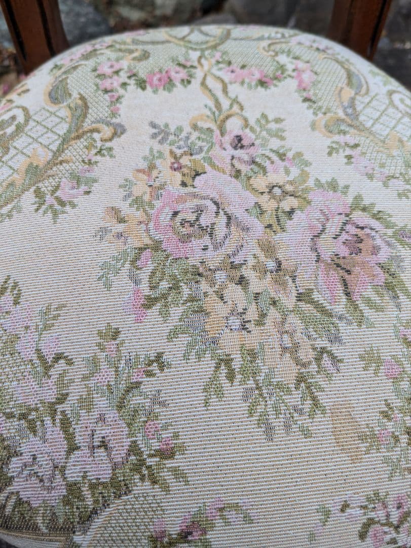 【専用】アンティーク　ロココ調　猫足　ゴブラン織り風　ドールチェア　ビスクドール