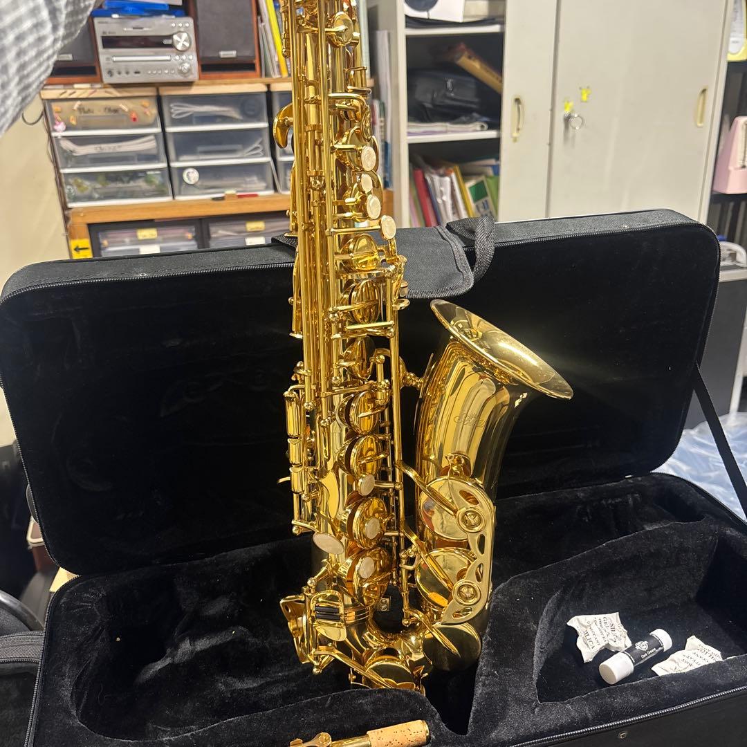 Soleil ゴールド サックス ケース付き