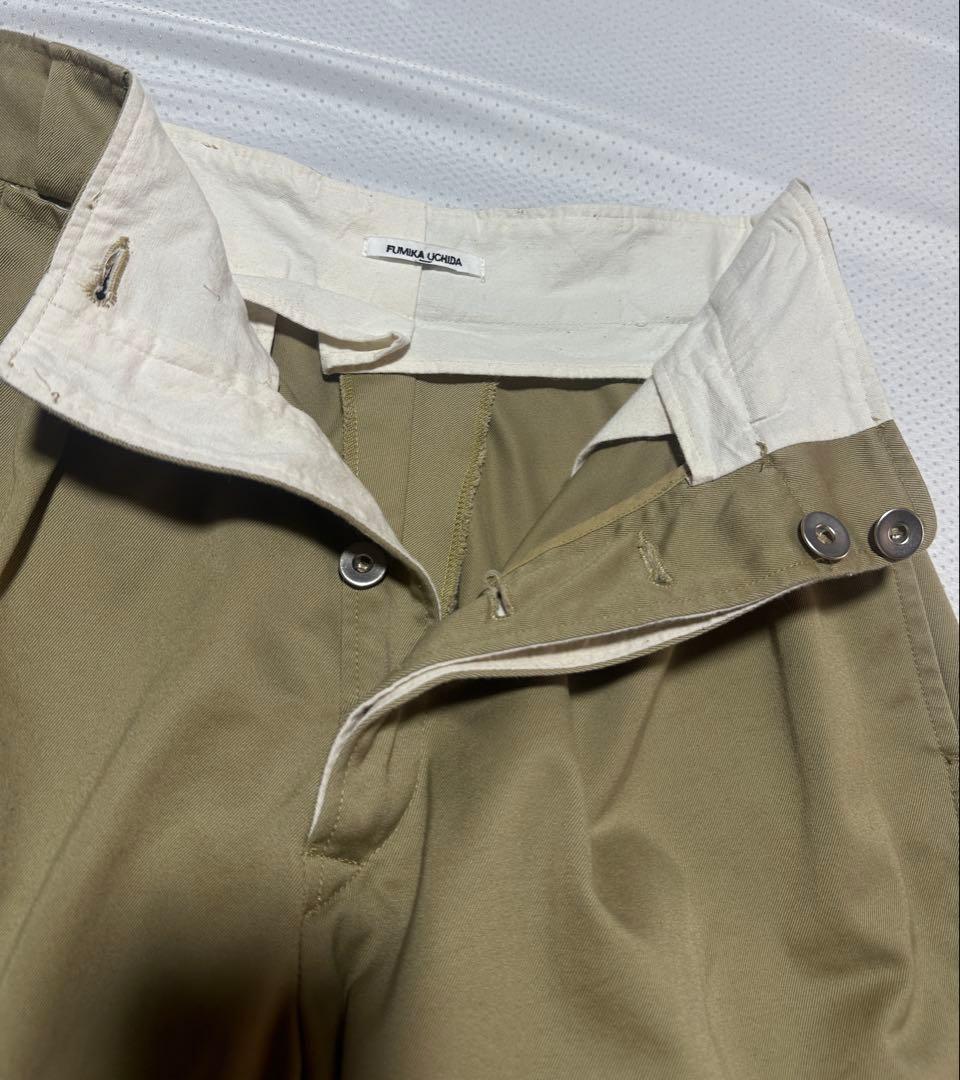 フミカウチダ UNIFORM WEAPON 2-TUCK PANTS 36