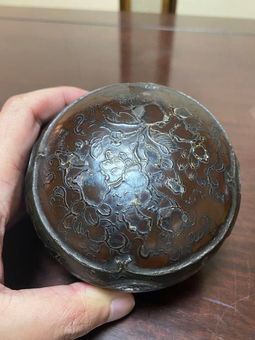 中国　蒔絵　漆　螺鈿　香合