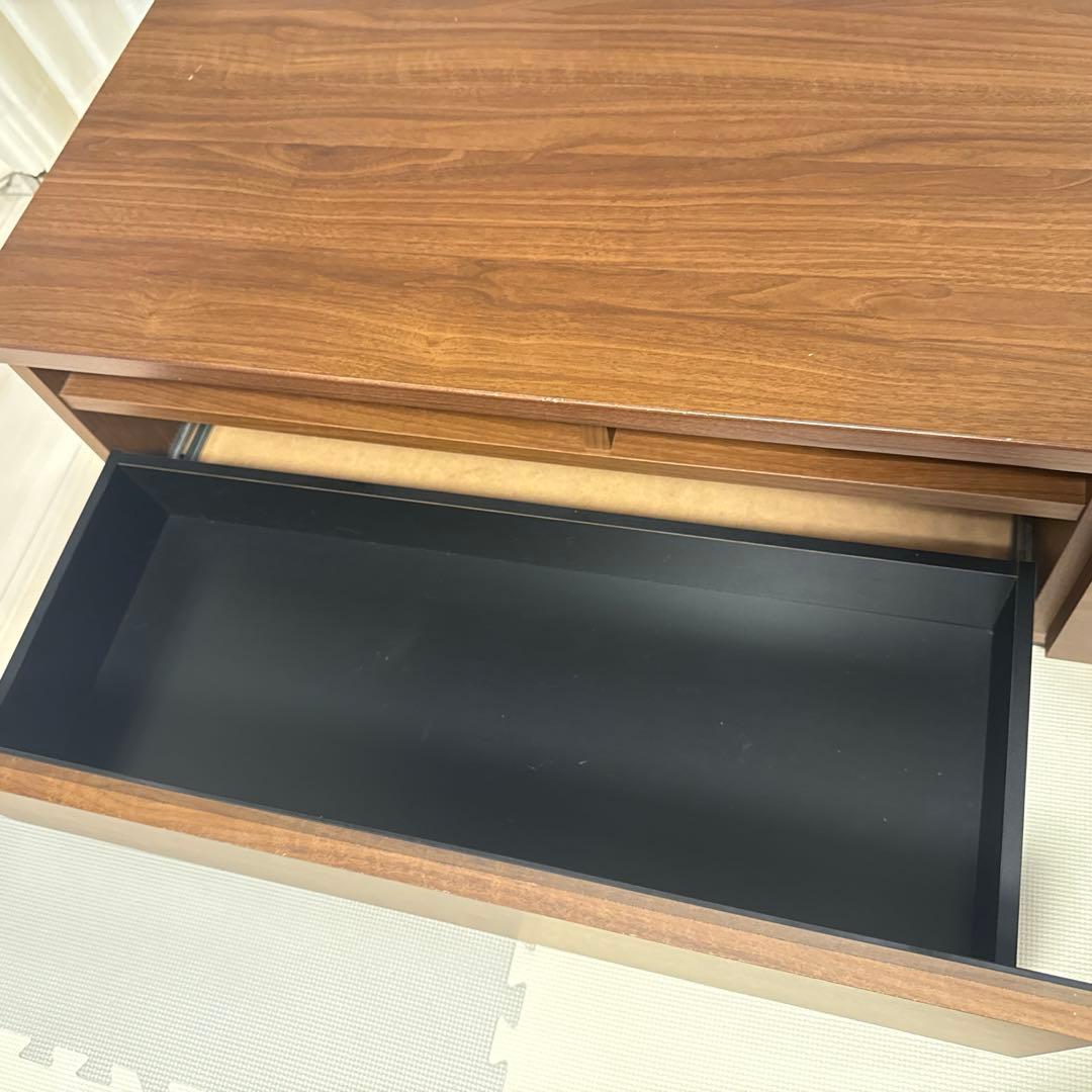 匿名配送　lowya 140cm テレビ台　ウォルナット