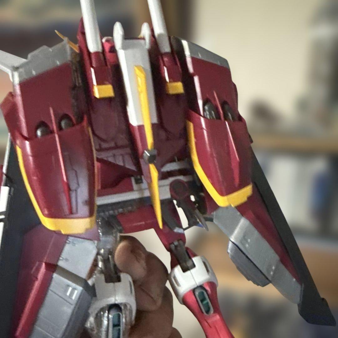 MG ♾️ジャスティスガンダム (ZGMF-X19A) 1/100組立済み