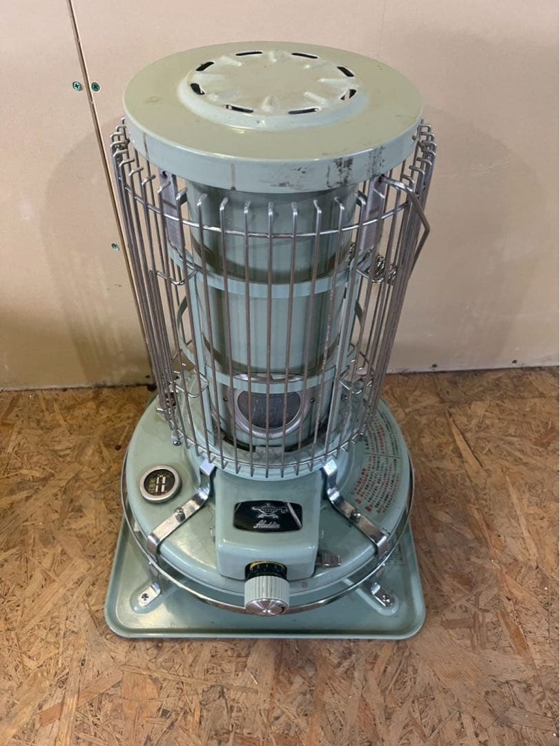 【GUN】アラジンAladdin BF3911 石油ストーブ 2017年製