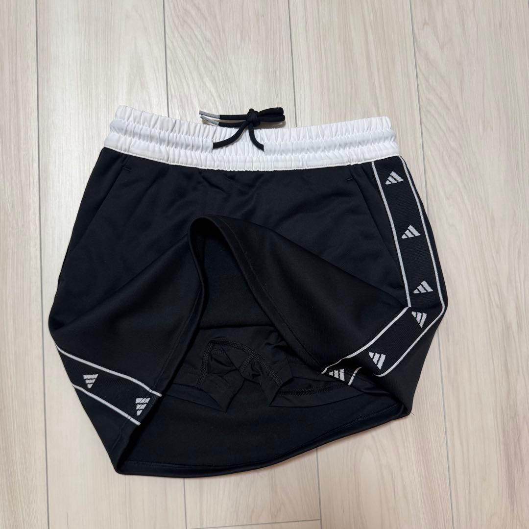 新品 アディダス 秋冬 ジャケット スカート 保温 フリース スカート秋冬 黒