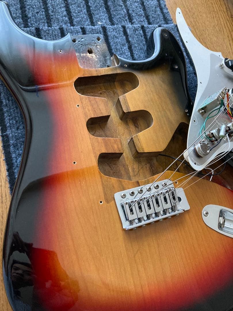 フレット打ち直し済み！　Bacchus コンポーネント？　ストラトキャスター