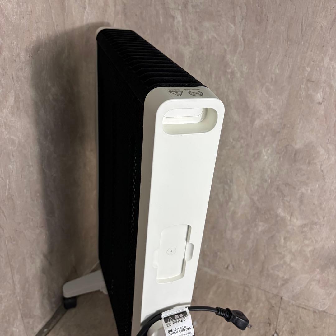 極美品 2024年製 siroca 遠赤軽量ヒーター かるポカ SN-M451