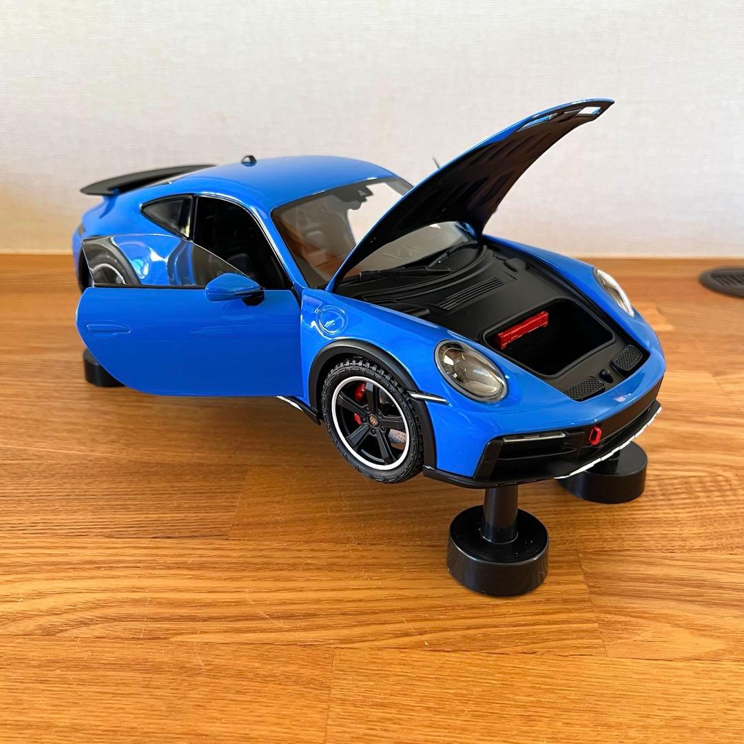 【ミニカー 美品】1/18 ミニチャンプス ポルシェ 911 ダカール 2022