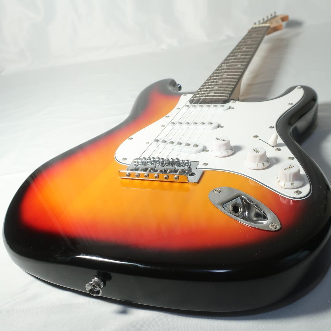 Legend ストラトタイプ エレキギター 3トーンブラウン