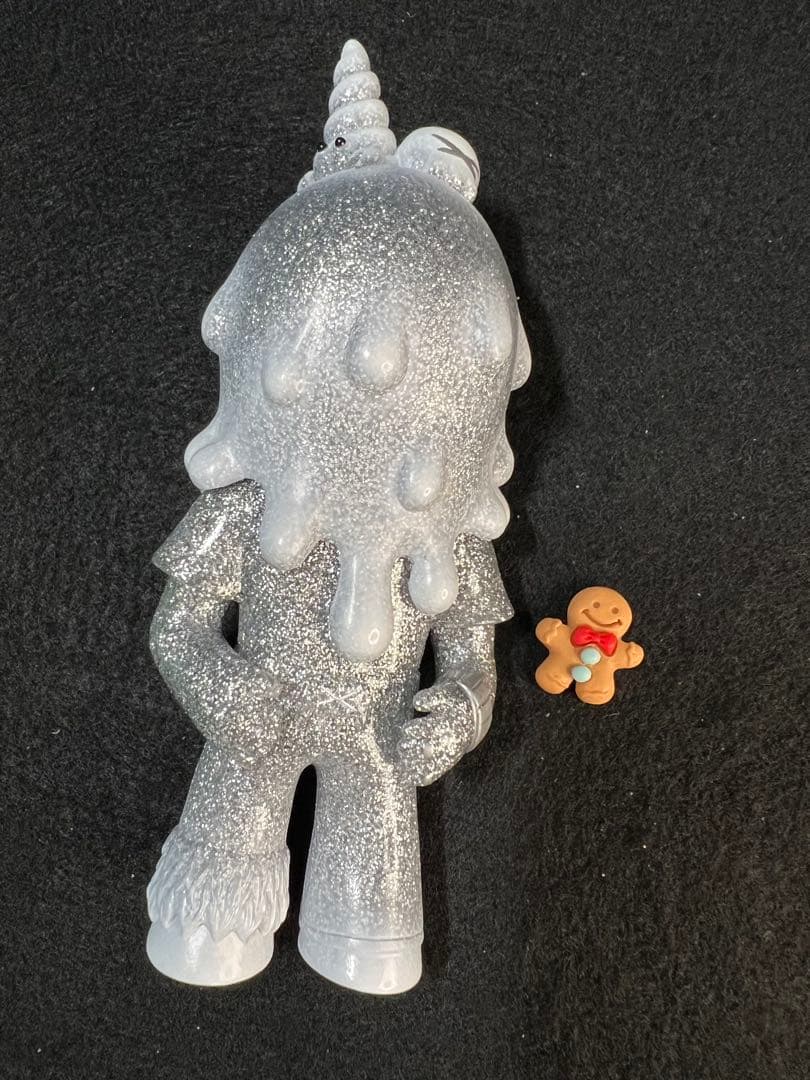 ア*中様 意識他界系　メルトくん　冬限定スノーホワイトカラー　ソフビ