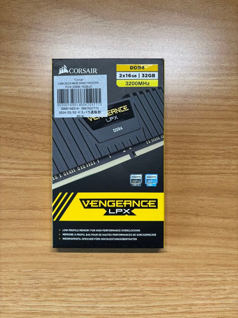 コルセアメモリー.DDR4.32GB（16x2）【即決OK】