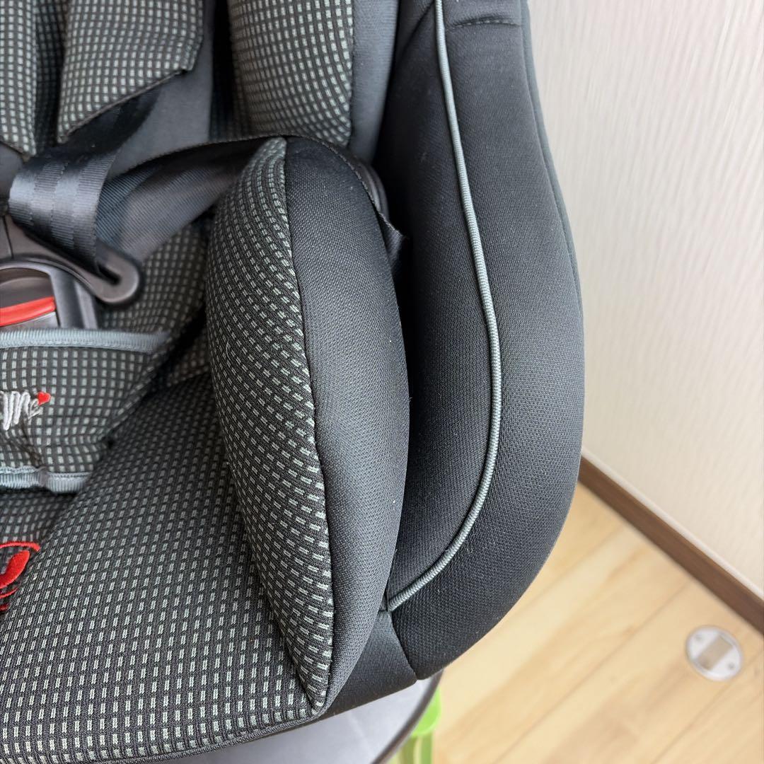 【極美品】　マムズキャリー ターンレジェFIX 車用チャイルドシート