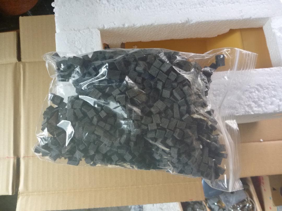 KYOSHOラジコンとMercedes-Benz ACTROSラジコン