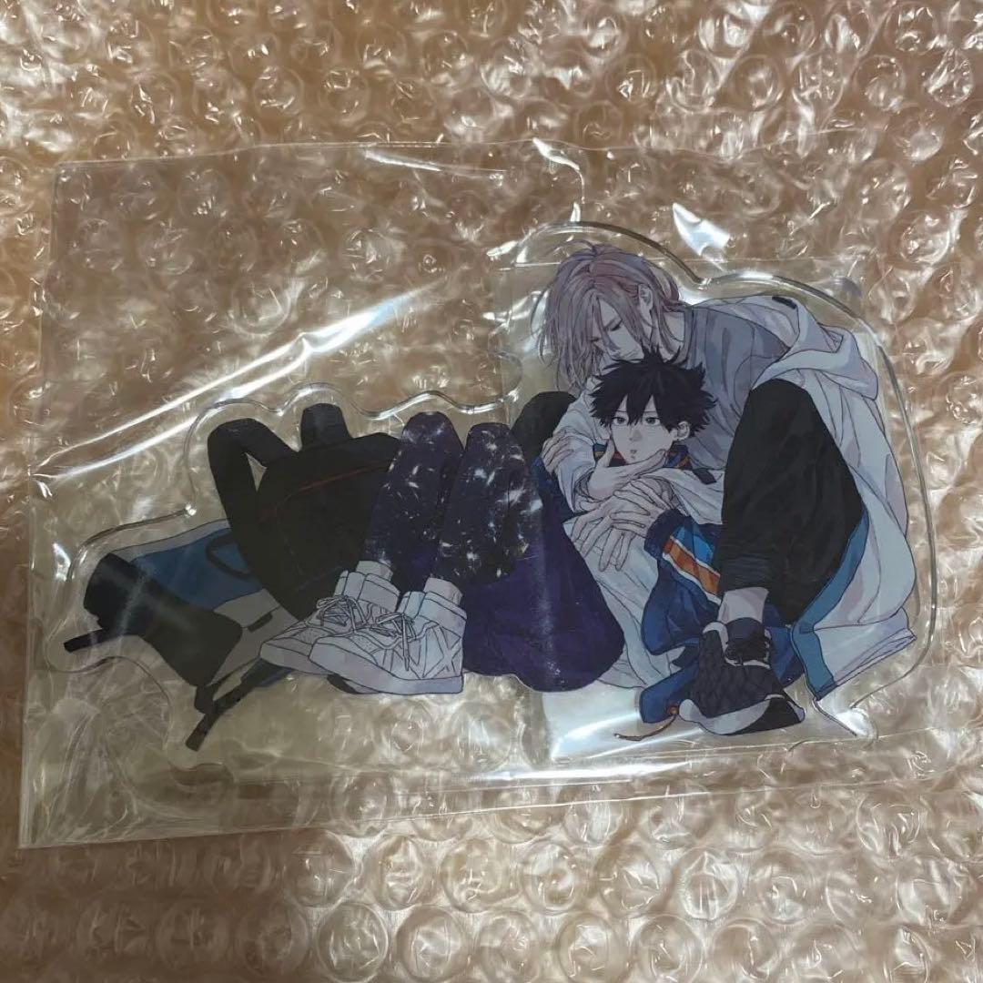 タカラのびいどろ プリズムチャンス アクスタ 缶バッジ チャーム おまんじゅう