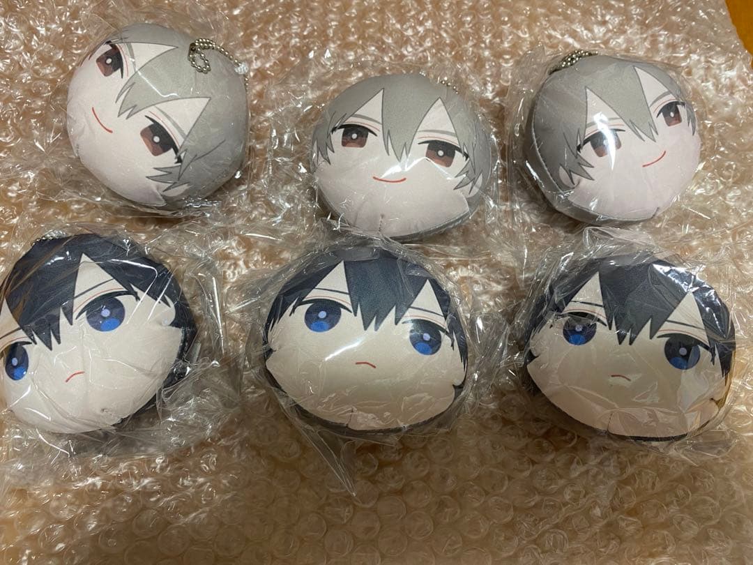 タカラのびいどろ プリズムチャンス アクスタ 缶バッジ チャーム おまんじゅう