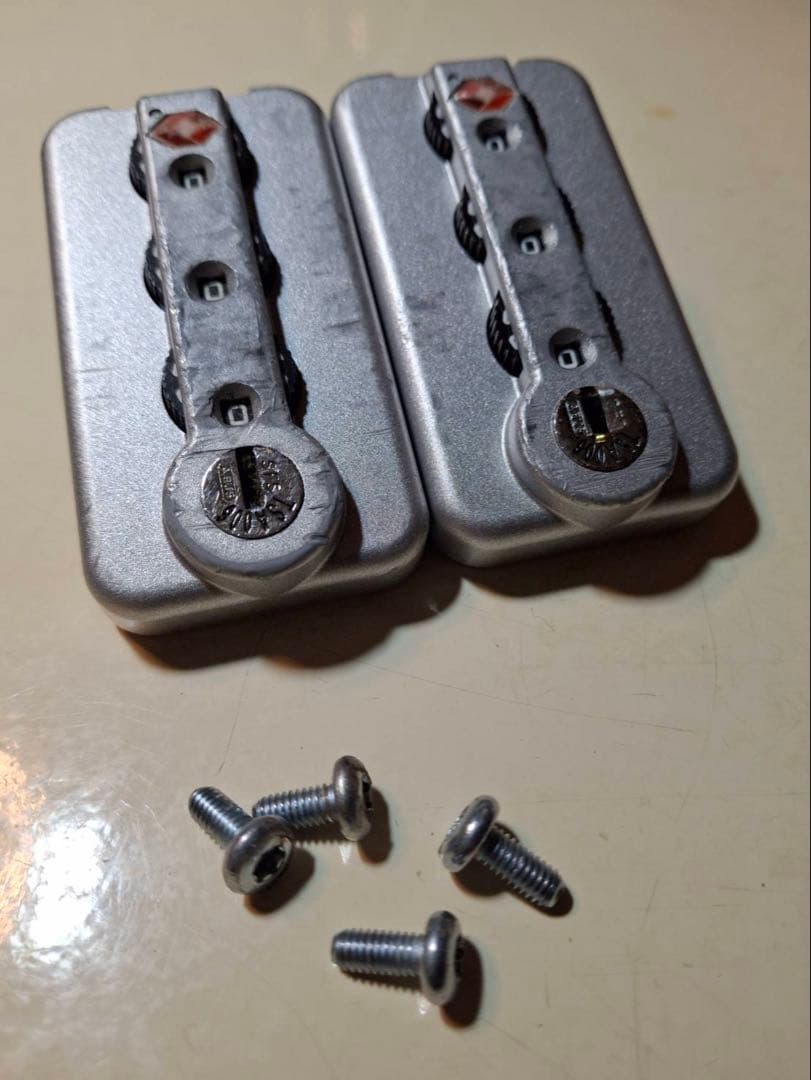 リモワ　パイロット　TSA ロック　2個セート