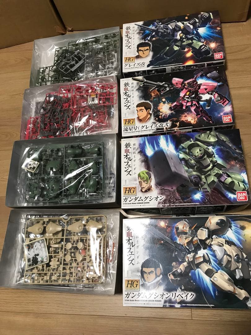 夏休みセール　新品　ガンプラまとめ売り　合計24個