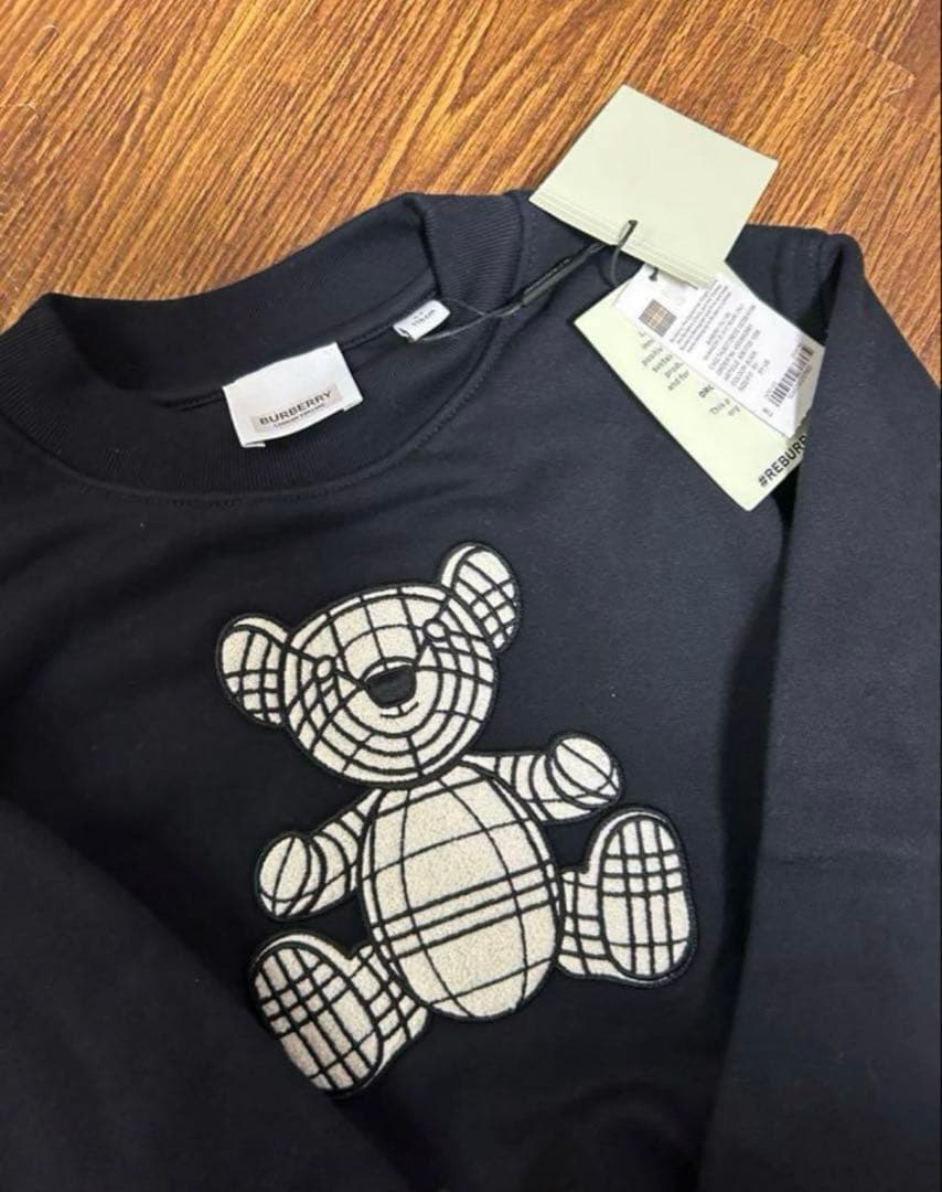 【新品】週末価格Burberryチルドレン　トレーナー6y トーマスベア