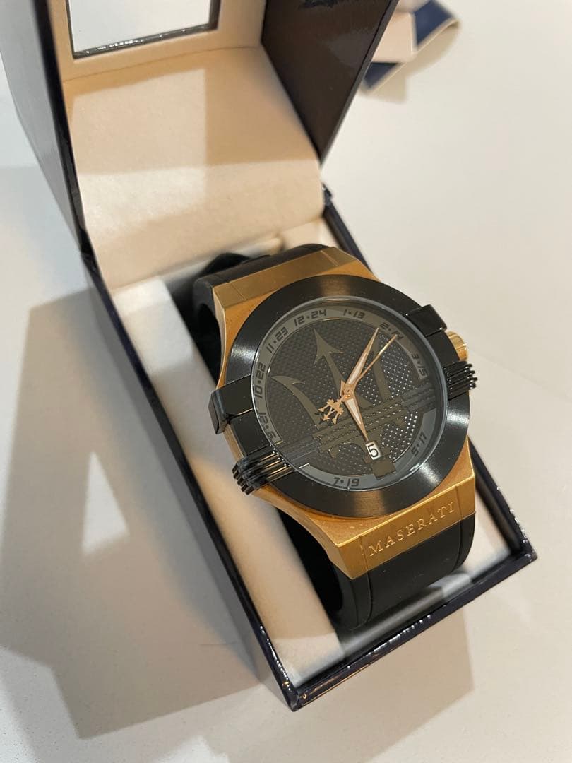 [新品未使用]MASERATI マセラティ　純正ラバーベルト　メンズ　腕時計