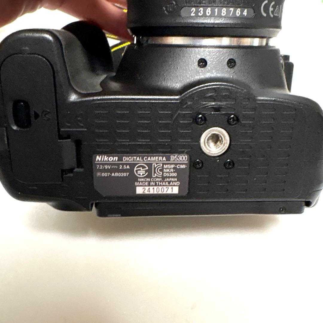 Nikon D5300 デジタル一眼レフカメラ　ニコン　レンズ2つ