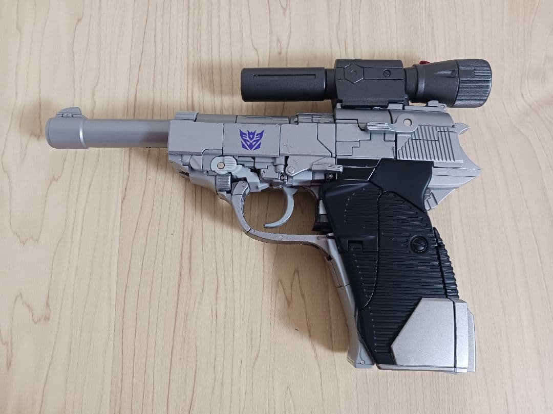 トランスフォーマー mp-36 メガトロン