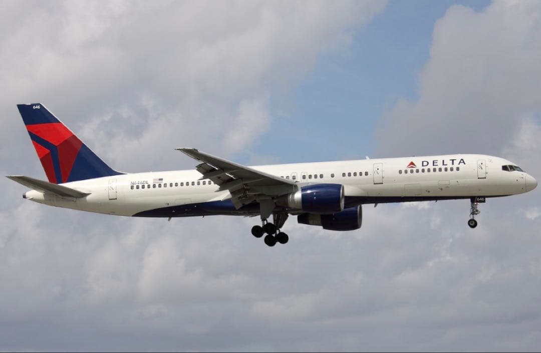 デルタ航空 Aviationtag B757-232 コンビ色